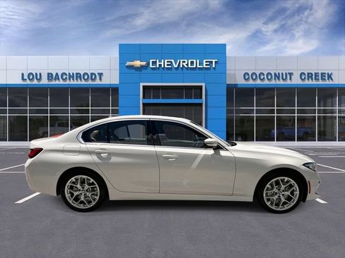 Used 2025 BMW 330i Sedan RWD image 9