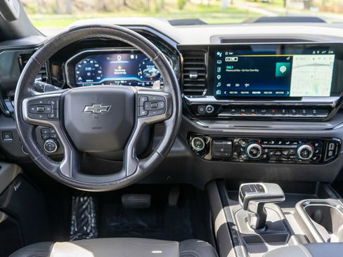 Used 2023 Chevrolet Silverado 1500 ZR2 w/ Technology Package image 12