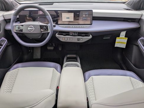 New 2026 Nissan Leaf Platinum+ image 18