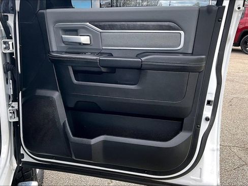 Used 2022 RAM 2500 Big Horn w/ Snow Chief Group image 21