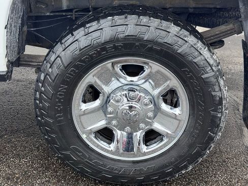 Used 2022 RAM 3500 Tradesman image 40