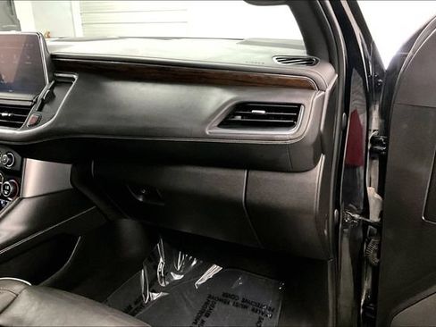 Used 2023 Chevrolet Tahoe Premier AWD/4WD image 19
