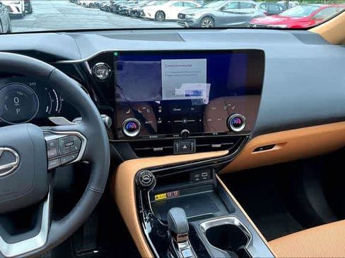 Used 2026 Lexus NX 350h AWD w/ Cold Area Package image 9