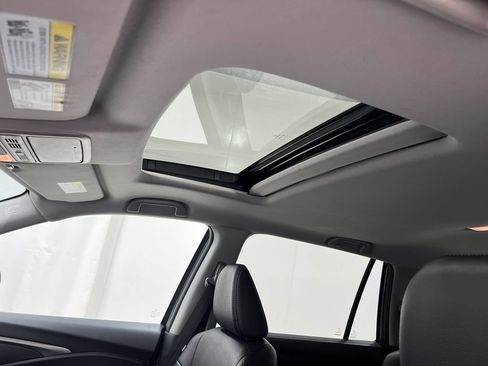 Used 2016 Honda Pilot EX-L image 12