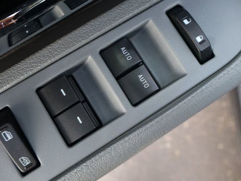 Used 2014 Ford F150 XLT w/ XLT Convenience Package image 27