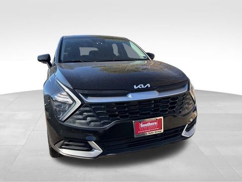 Certified 2023 Kia Sportage LX image 6
