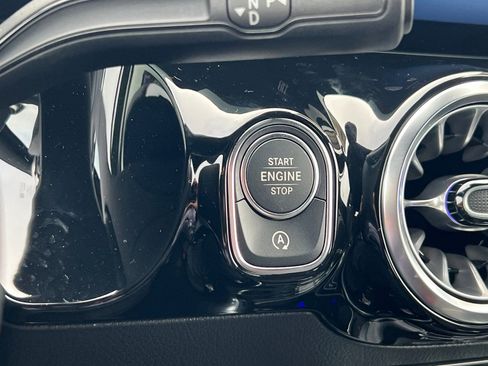 New 2026 Mercedes-Benz GLA 35 AMG 4MATIC image 24