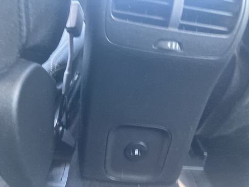 Used 2023 Ford Escape Active AWD/4WD image 16