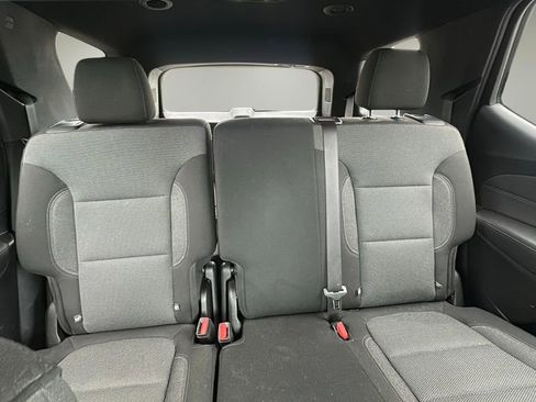 Used 2022 Chevrolet Traverse LT image 15
