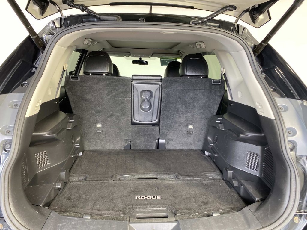 Used 2016 Nissan Rogue SL w/ SL Premium Package AWD/4WD image 6