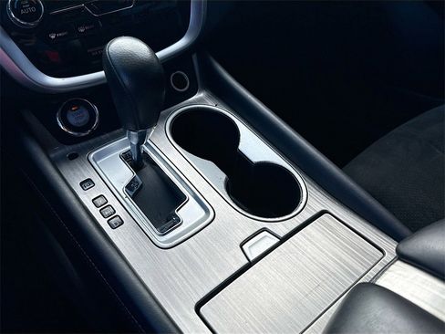 Used 2017 Nissan Murano S w/ Navigation Package image 18