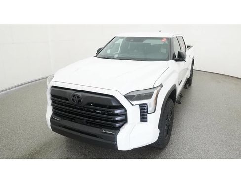 New 2025 Toyota Tundra SR5 AWD/4WD image 16