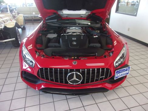 Used 2019 Mercedes-Benz AMG GT Cabrio w/ Lane Tracking Package image 4