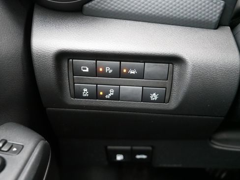 Certified 2021 Nissan Kicks S image 26