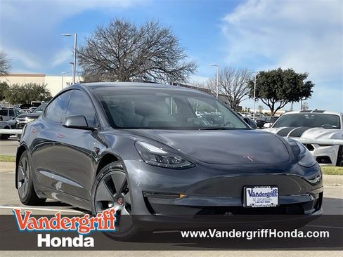 Used 2022 Tesla Model 3 Long Range image 1