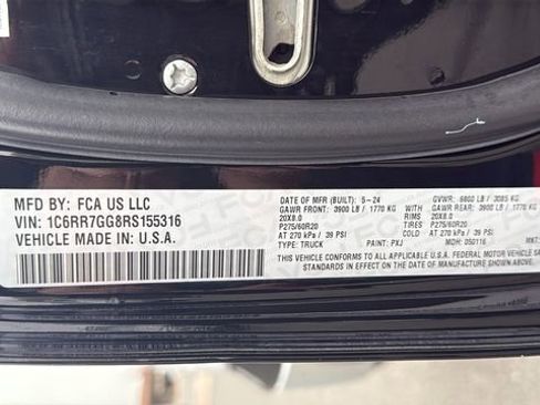 Used 2024 RAM 1500 Classic SLT image 30