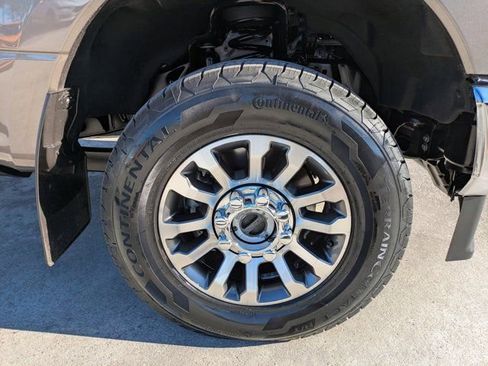 Certified 2022 Ford F250 Lariat w/ Lariat Value Package image 11