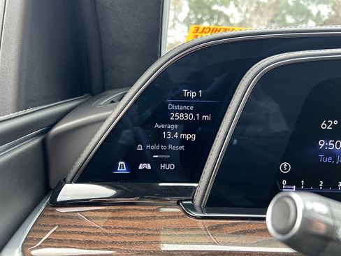 Used 2023 Cadillac Escalade ESV Sport Platinum w/ LPO, ONYX Package image 29