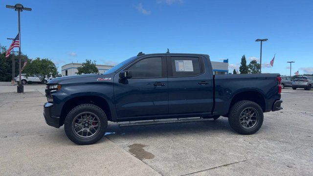 Used 2021 Chevrolet Silverado 1500 LT Trail Boss w/ Convenience Package II AWD/4WD image 5