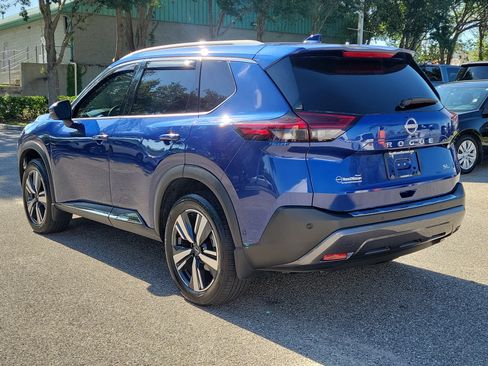 Certified 2023 Nissan Rogue SL w/ SL Premium Package FWD image 7
