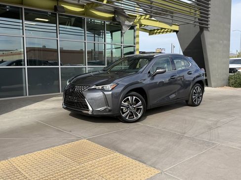 Used 2024 Lexus UX 250h FWD image 1