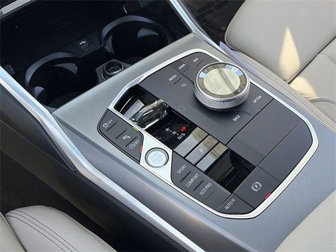 New 2026 BMW 330i Sedan w/ M Sport Package image 22