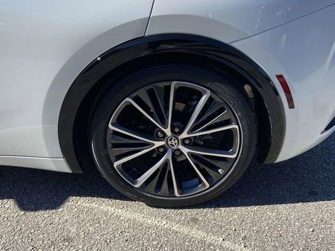 Used 2024 Toyota Prius XLE image 8