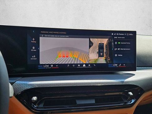 Used 2025 BMW 330i Sedan image 15