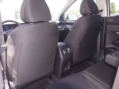 Used 2025 Hyundai Tucson SEL FWD image 28