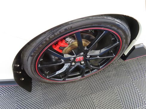 Used 2020 Honda Civic Type R image 8