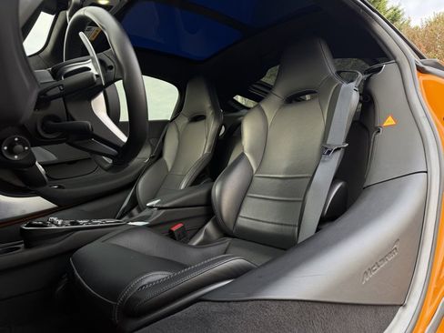 Used 2023 McLaren GT image 7