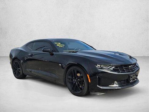 Certified 2023 Chevrolet Camaro LT w/ RS Package image 3