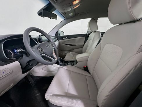 Used 2019 Hyundai Tucson SE image 13