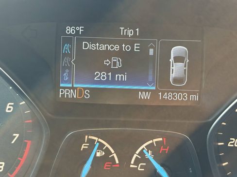 Used 2013 Ford Escape Titanium w/ Parking Technology Pkg AWD/4WD image 41