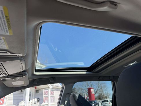 Used 2021 Subaru Forester Premium image 17