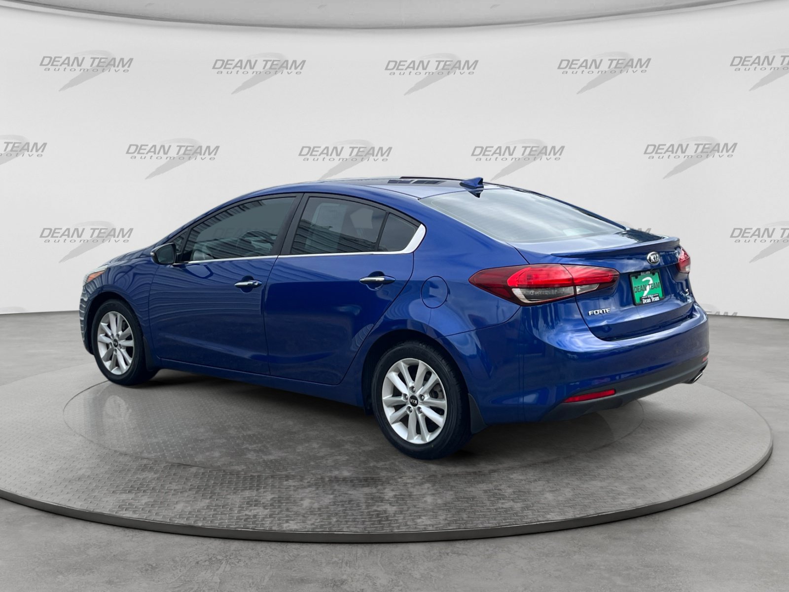 Used 2017 Kia Forte S w/ S Technology Package FWD image 6