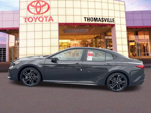 New 2025 Toyota Camry Hybrid image 8