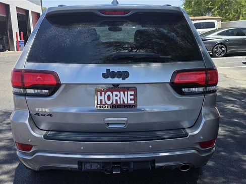 Used 2019 Jeep Grand Cherokee Altitude AWD/4WD image 6