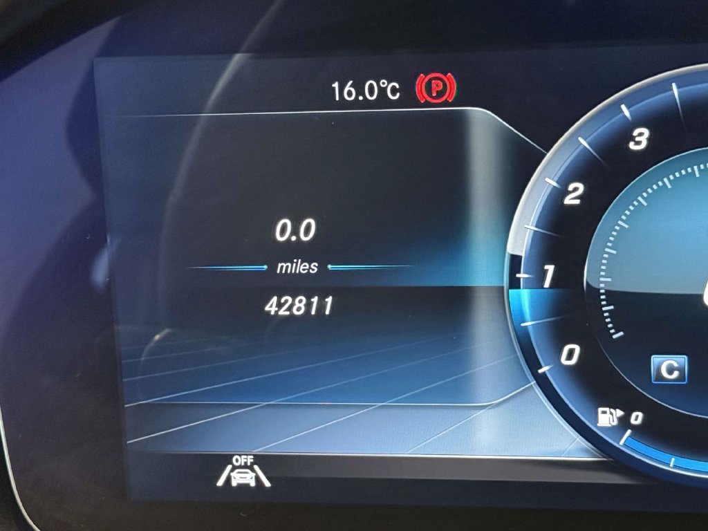 Used 2020 Mercedes-Benz S 560 4MATIC Sedan image 26