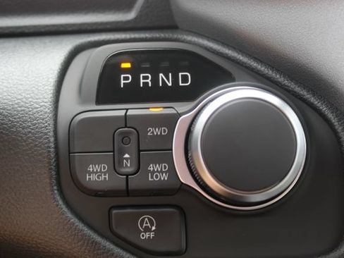 New 2026 RAM 1500 Express AWD/4WD image 24