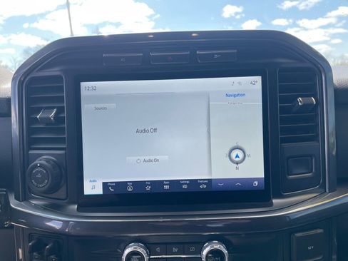 Used 2023 Ford F150 XLT w/ Equipment Group 302A High image 9