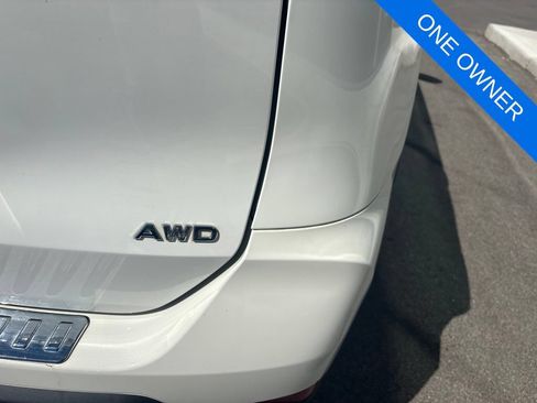 Used 2018 Nissan Rogue S AWD/4WD image 5