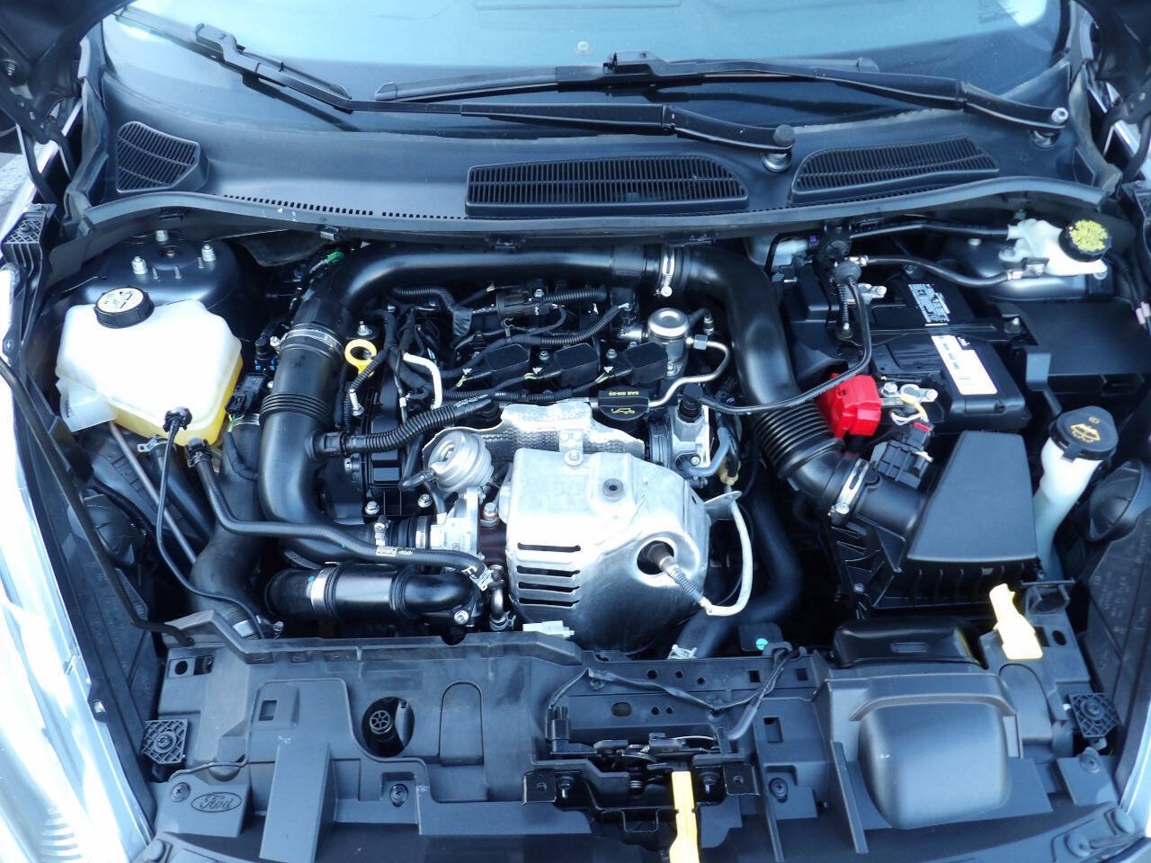 Used 2014 Ford Fiesta SE FWD image 12