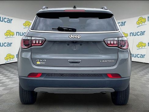 Used 2024 Jeep Compass Limited AWD/4WD image 5