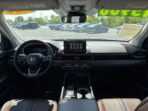 Used 2024 Honda Pilot Elite image 31