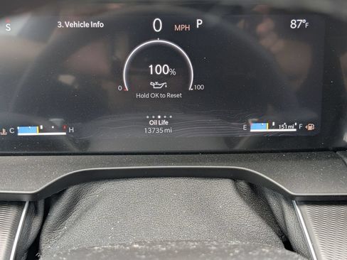 Used 2025 Jeep Grand Cherokee Altitude RWD image 20