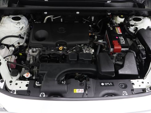 Used 2024 Toyota RAV4 XLE image 40