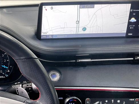 Used 2023 Genesis GV70 2.5T w/ Sport Prestige Package image 19