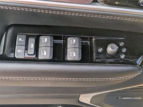 New 2025 Jeep Wagoneer Series II image 11