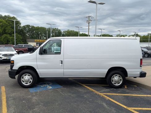 Used 2014 Ford E-150 and Econoline 150 w/ Power Group RWD image 6